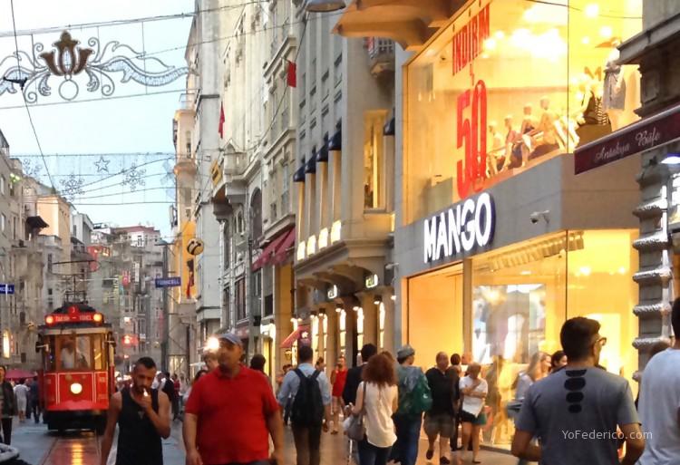 4 lugares clave para comprar ropa buena y barata en Estambul