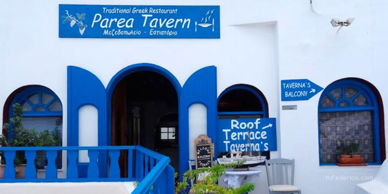 Parea Tavern, en Santorini, Grecia