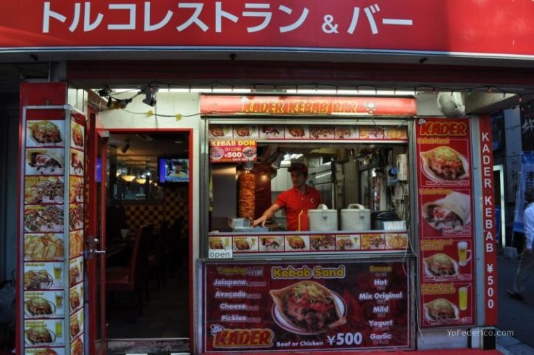 ¿Te imaginás comerte un Shawarma en Japón?