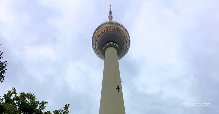 Subimos a la Torre de TV de Berlín