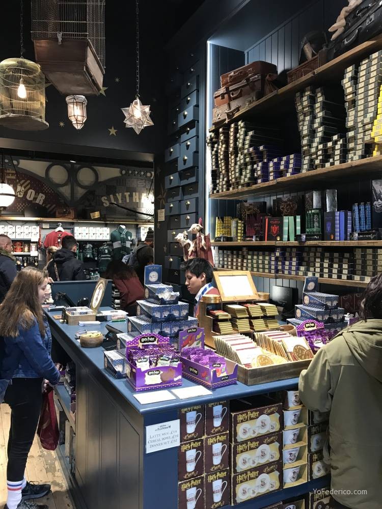 La tienda de Harry Potter en la estación King´s Cross de Londres 5
